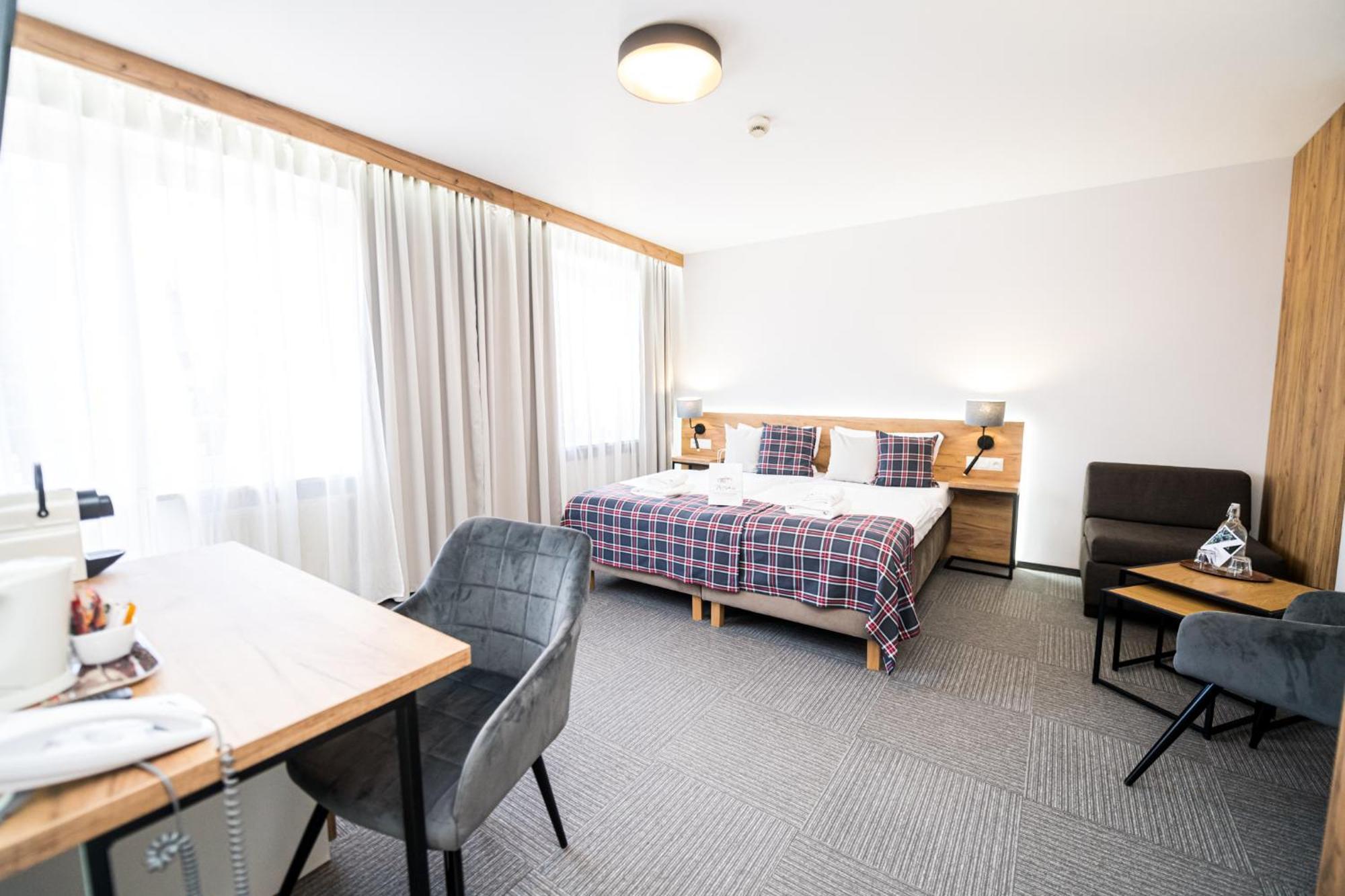 Nowa - Hotel
