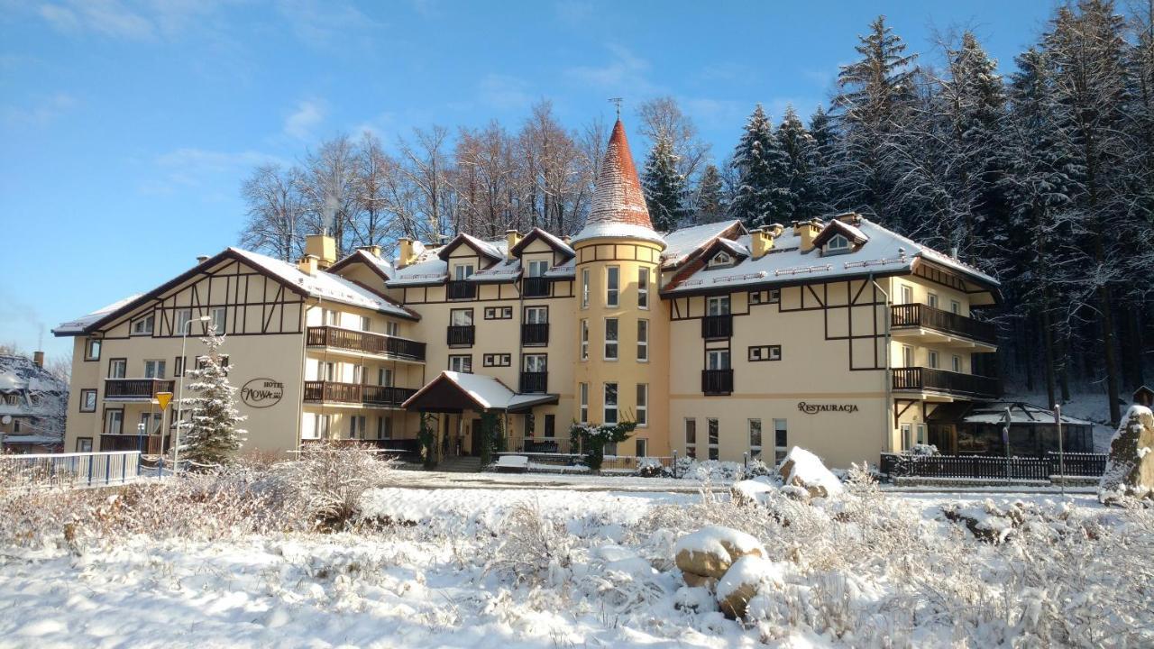 Nowa - Hotel